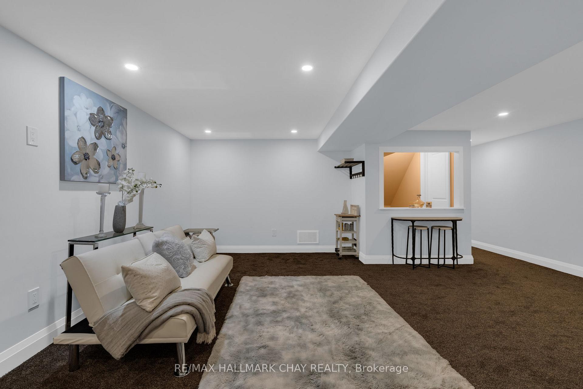 Photo 19 of 20 Dorothys Drive, Oro-Medonte, Hawkestone — HOMEH