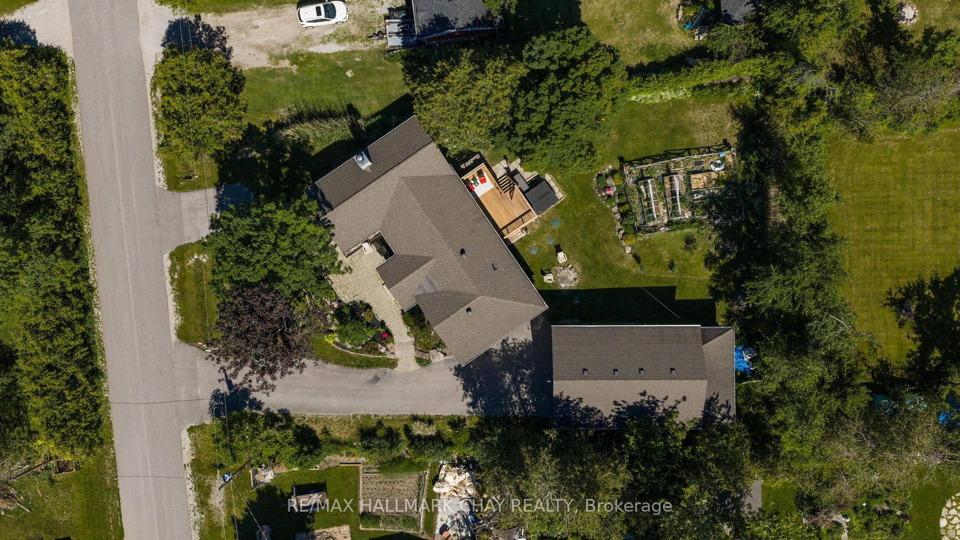 Photo 28 of 20 Dorothys Drive, Oro-Medonte, Hawkestone — HOMEH