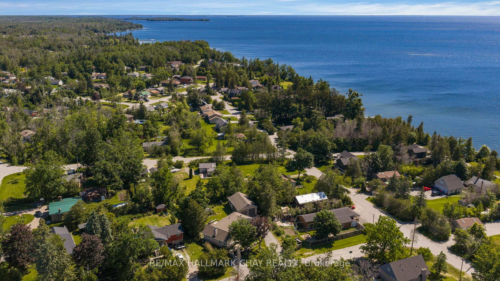 Photo 33 of 20 Dorothys Drive, Oro-Medonte, Hawkestone — HOMEH