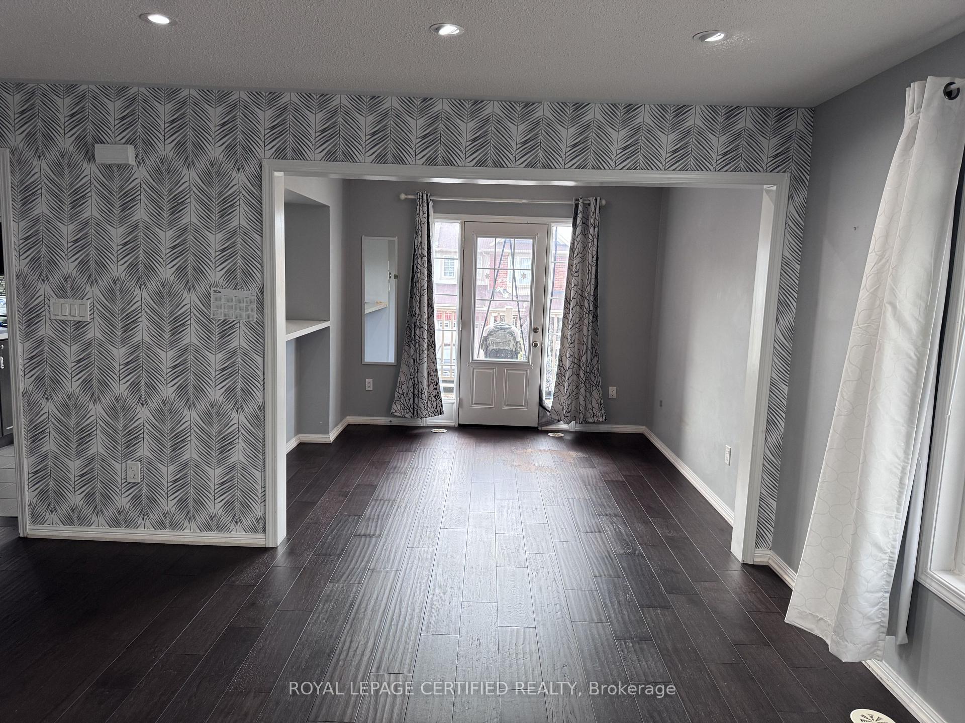 Photo 10 of 244 Mortimer Crescent, Milton, Harrison — HOMEH