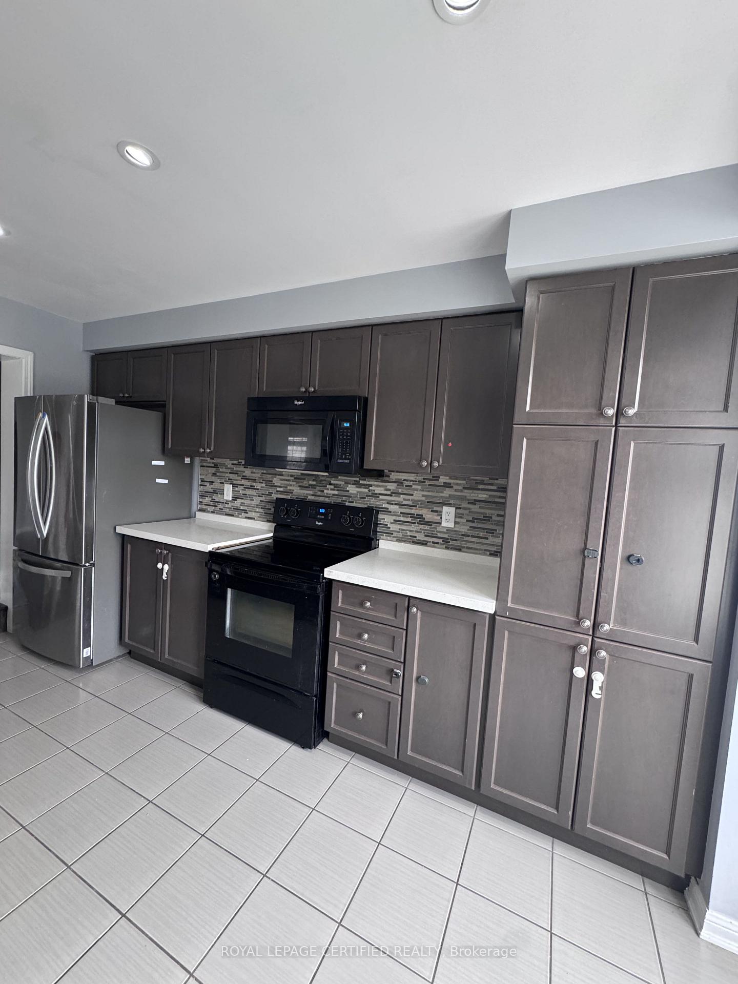 Photo 16 of 244 Mortimer Crescent, Milton, Harrison — HOMEH