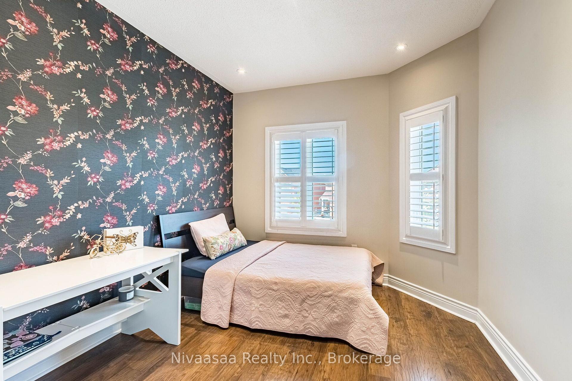 Photo 26 of 9 Parisian Road, Brampton, Vales of Castlemore — HOMEH