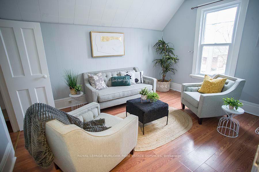 Photo of Unit Upper, 67 Terrace Hill Street