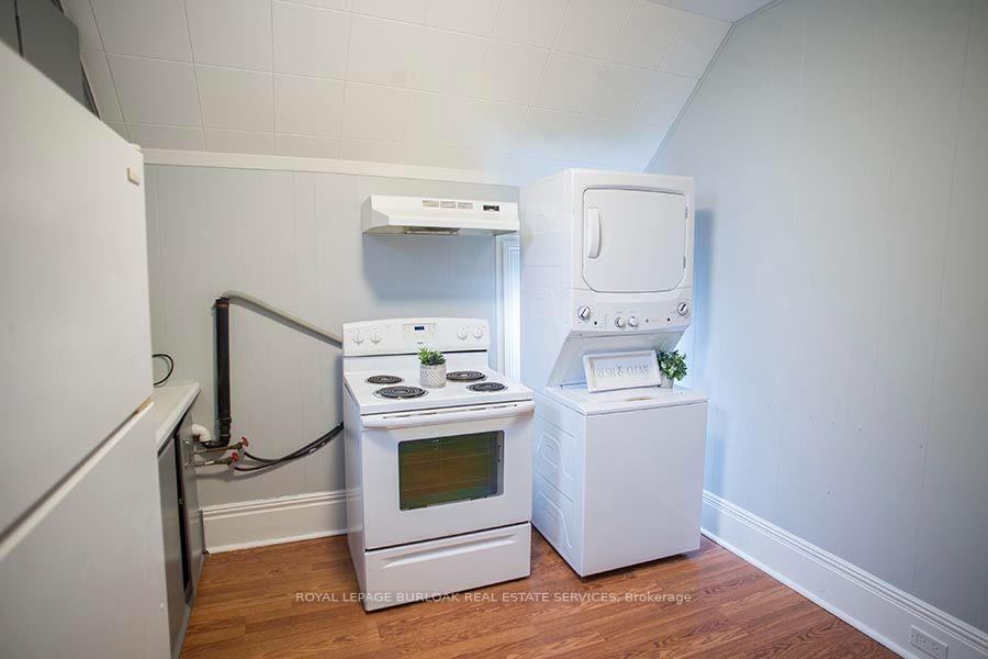Photo 6 of Unit Upper, 67 Terrace Hill Street, Brantford, North Ward — HOMEH