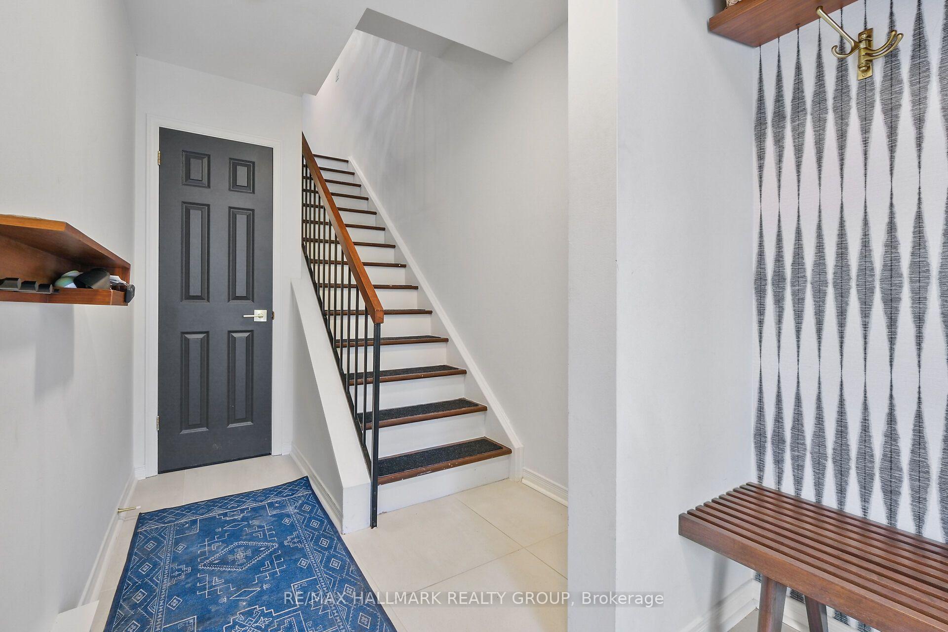 Photo 3 of Unit 34, 20 Charlevoix Street, Ottawa, Vanier — HOMEH