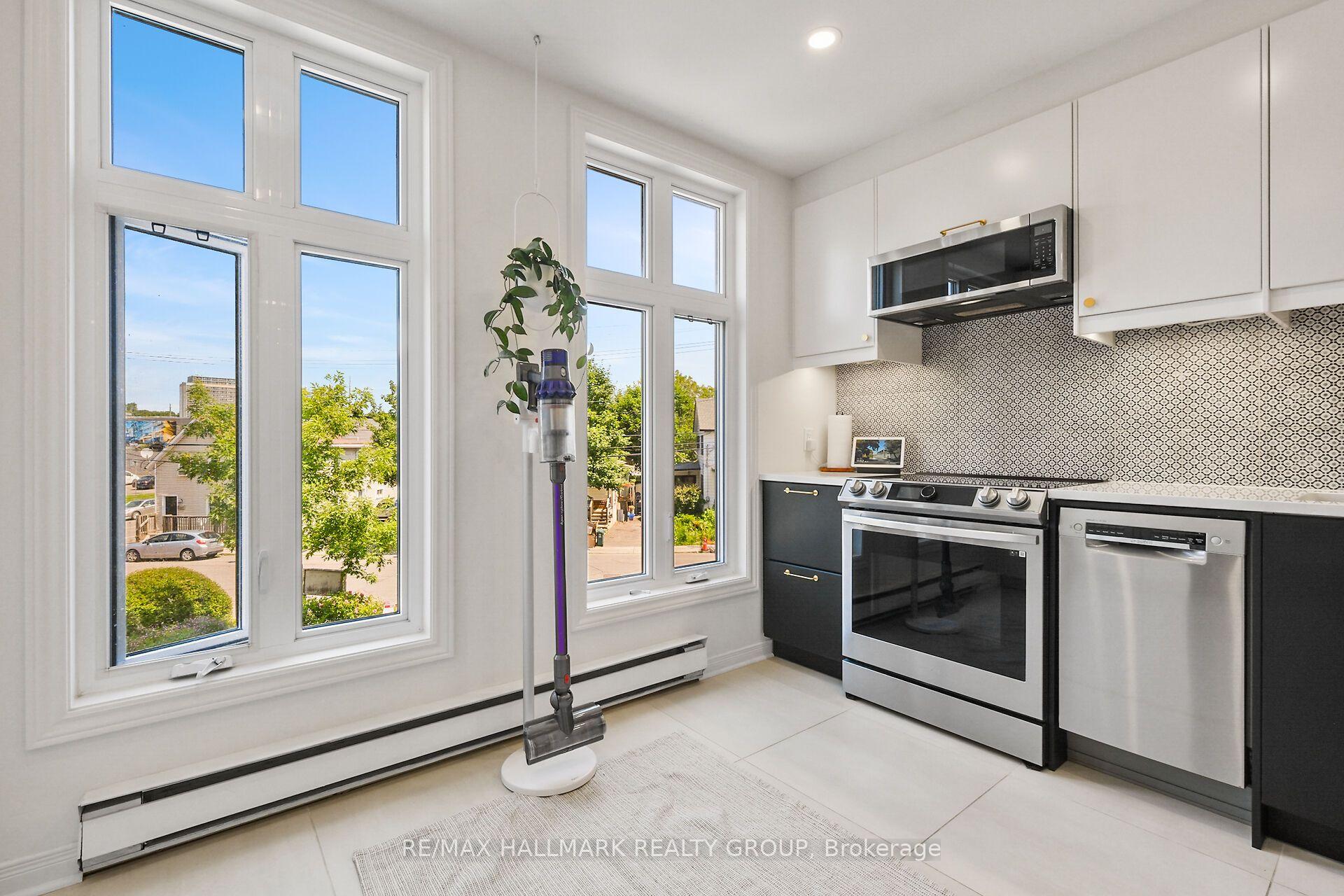 Photo 16 of Unit 34, 20 Charlevoix Street, Ottawa, Vanier — HOMEH