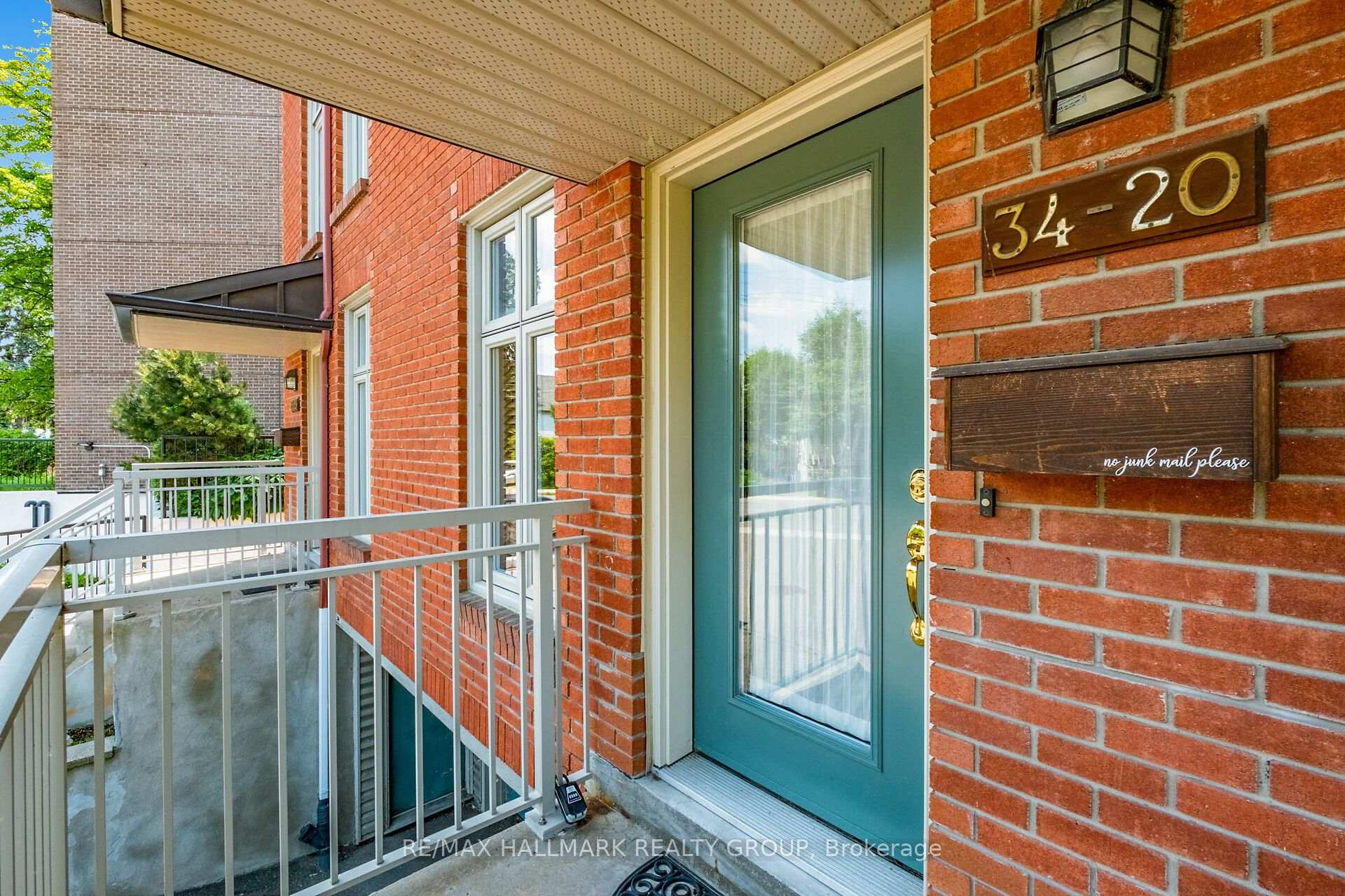 Photo 49 of Unit 34, 20 Charlevoix Street, Ottawa, Vanier — HOMEH