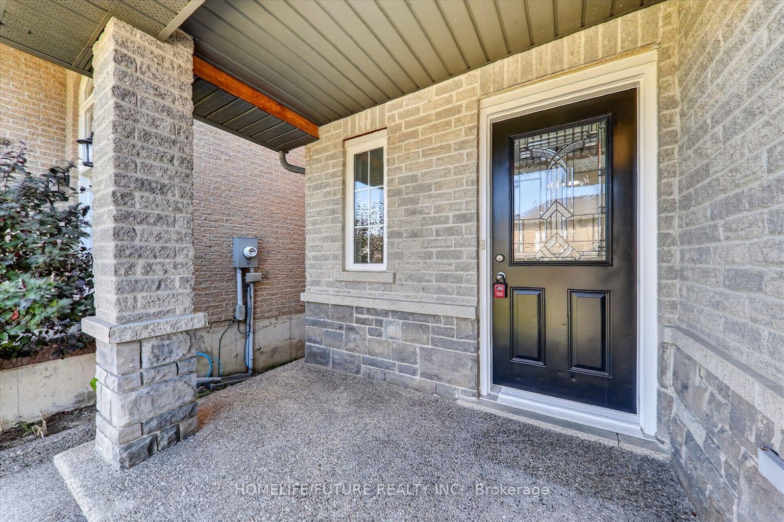 Photo 18 of 48 Avatar Place, Hamilton, Mount Hope — HOMEH