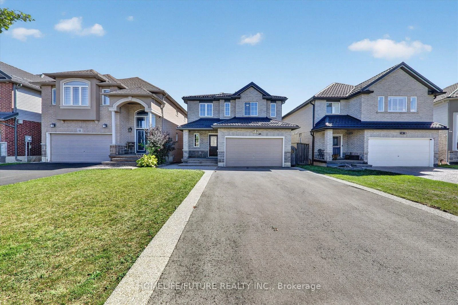 Photo 9 of 48 Avatar Place, Hamilton, Mount Hope — HOMEH