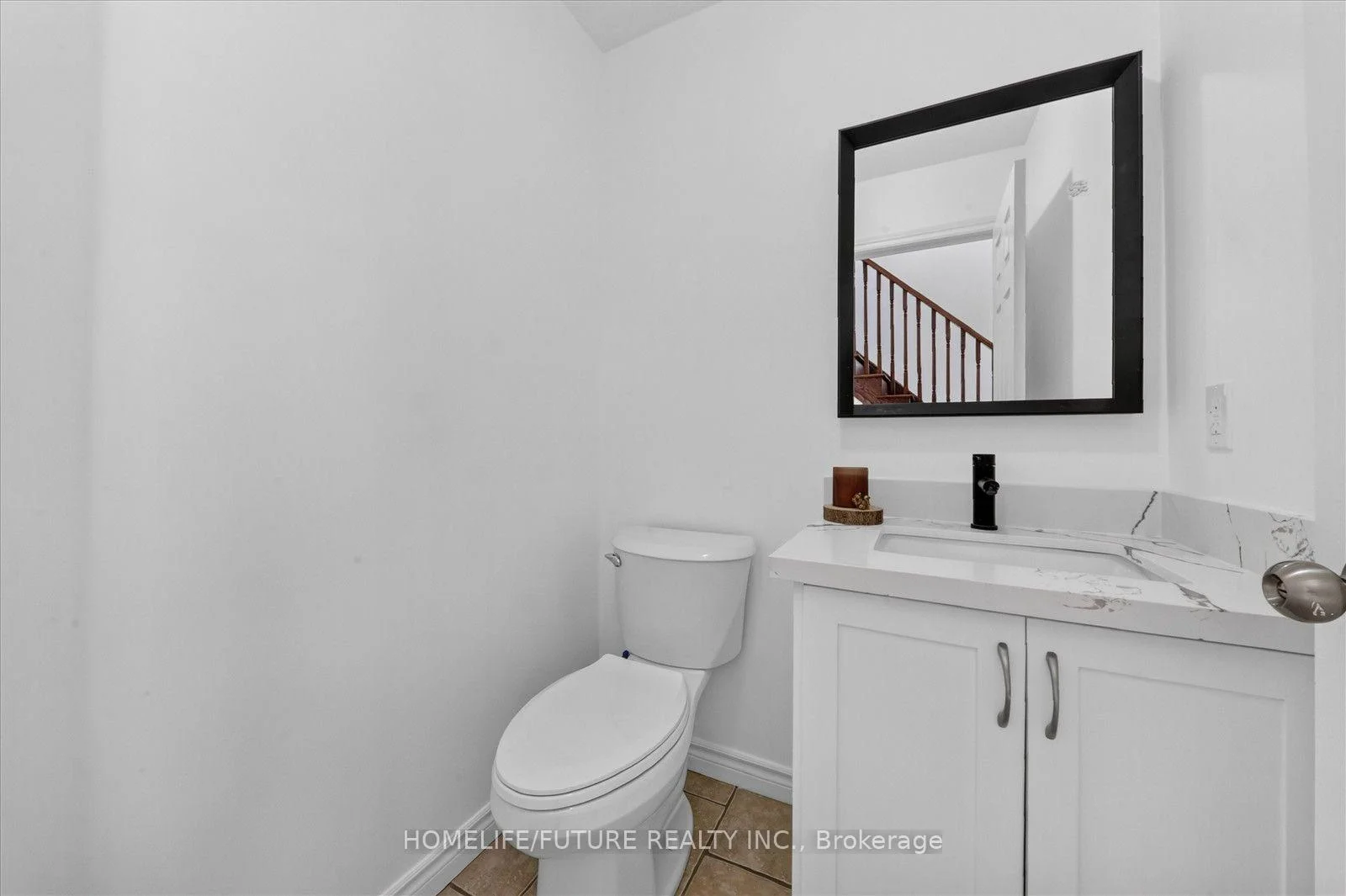 Photo 41 of 48 Avatar Place, Hamilton, Mount Hope — HOMEH