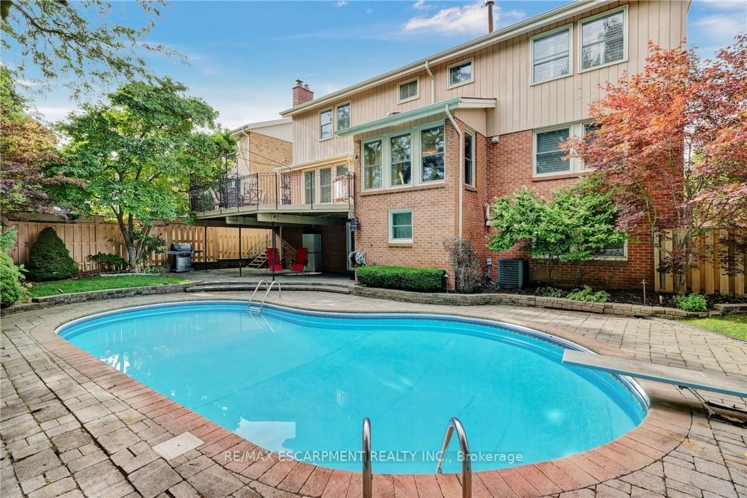 Photo 47 of 2284 Mansfield Drive, Burlington, Tyandaga — HOMEH
