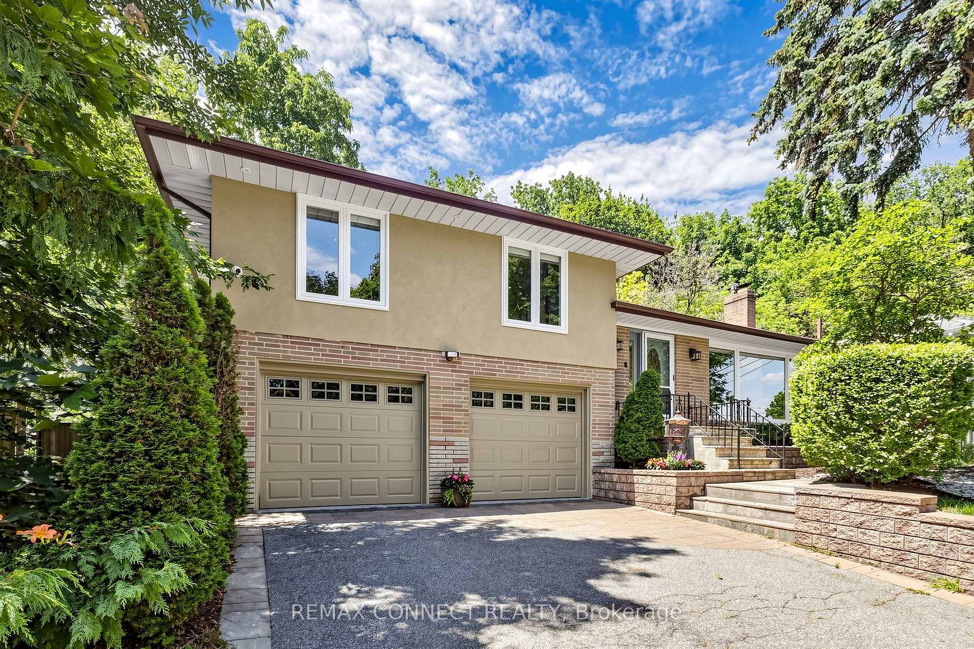 Photo of 10 Catalina Drive