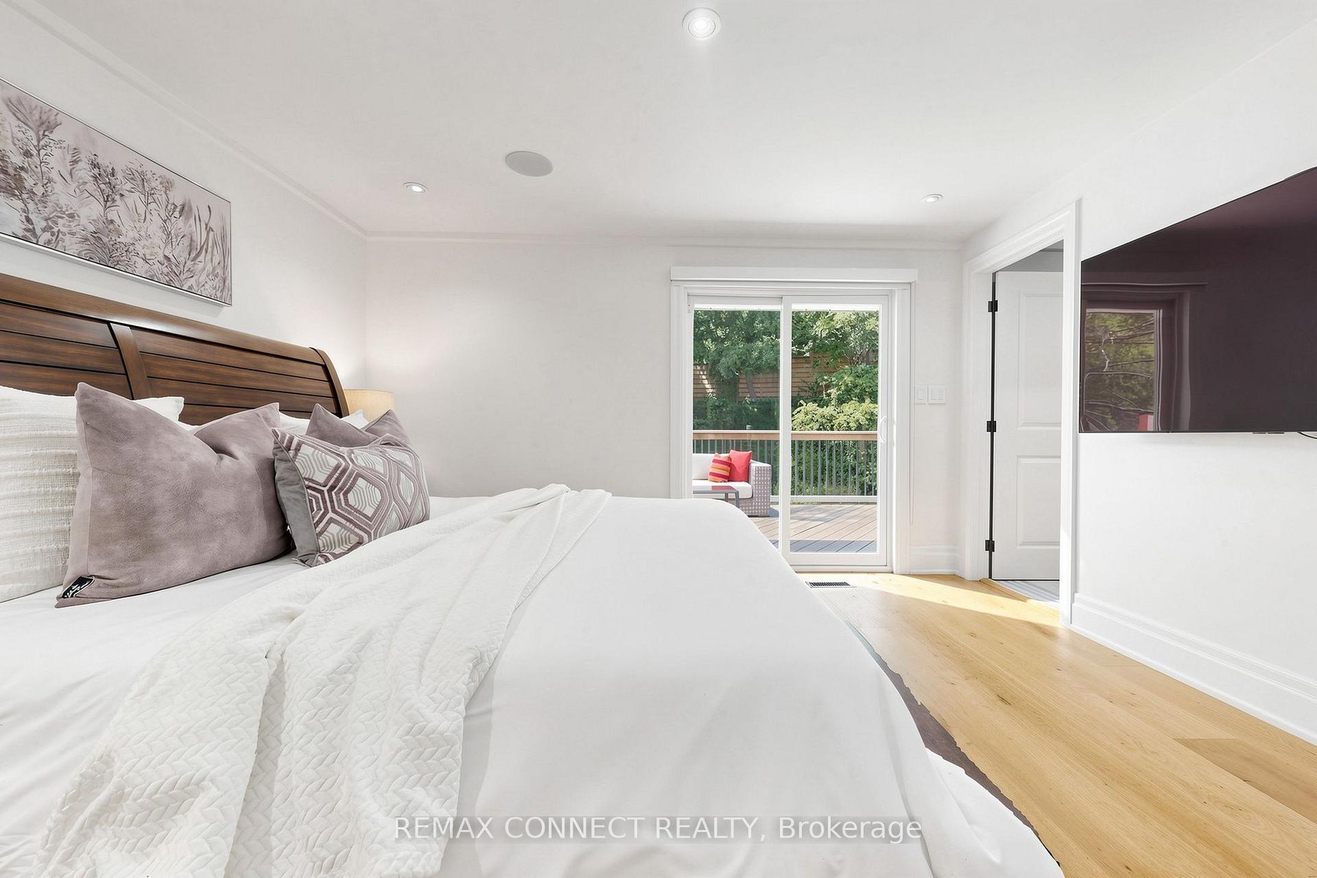 Photo 17 of 10 Catalina Drive, Scarborough, Scarborough Village — HOMEH