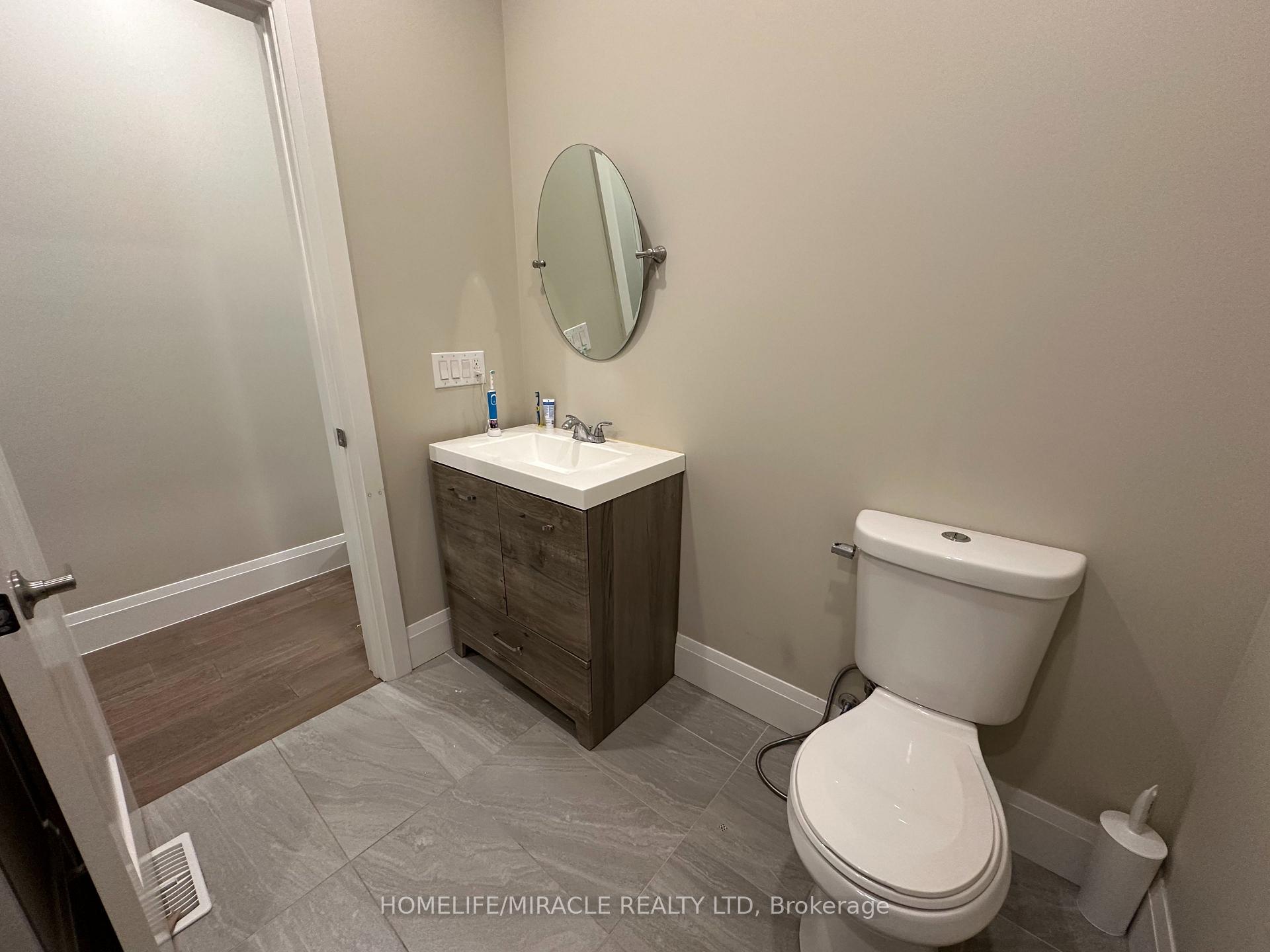 Photo 7 of 45 Eleanor Avenue, Hamilton, Eleanor — HOMEH