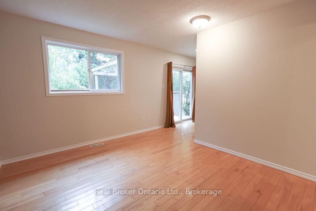 Photo 18 of 342 Fleming Drive, London, East D — HOMEH