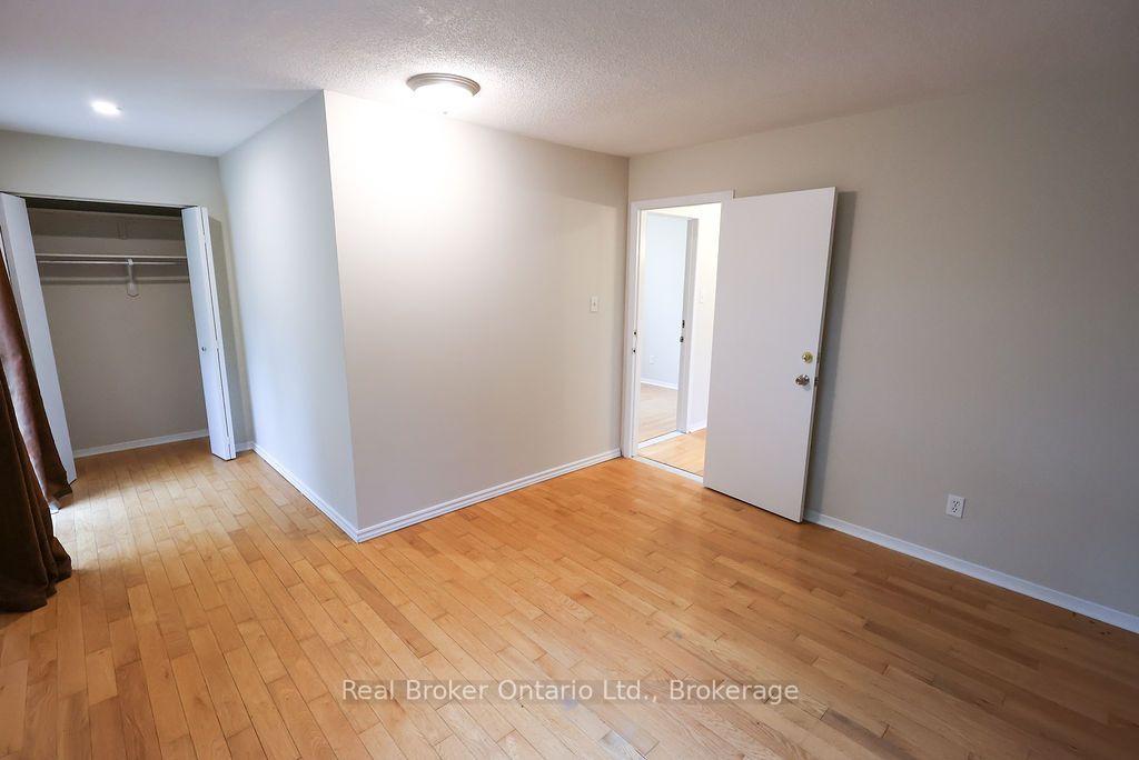 Photo 19 of 342 Fleming Drive, London, East D — HOMEH