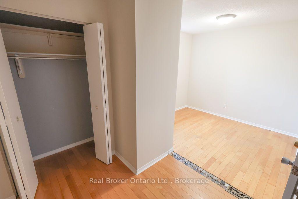 Photo 24 of 342 Fleming Drive, London, East D — HOMEH