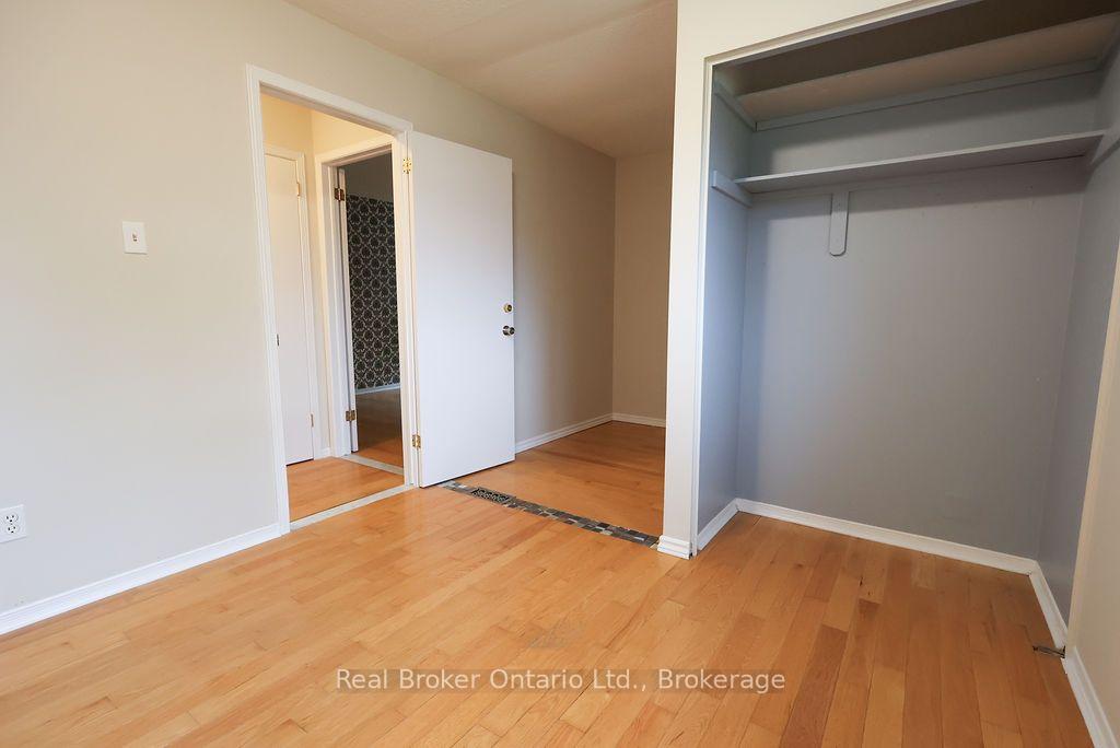 Photo 25 of 342 Fleming Drive, London, East D — HOMEH