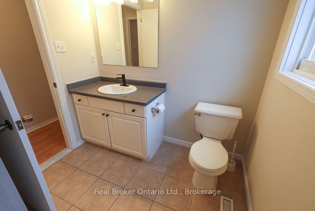 Photo 26 of 342 Fleming Drive, London, East D — HOMEH
