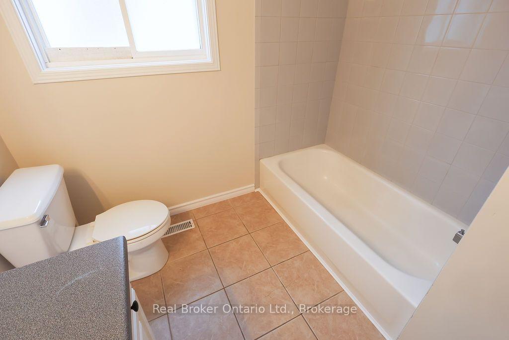Photo 28 of 342 Fleming Drive, London, East D — HOMEH