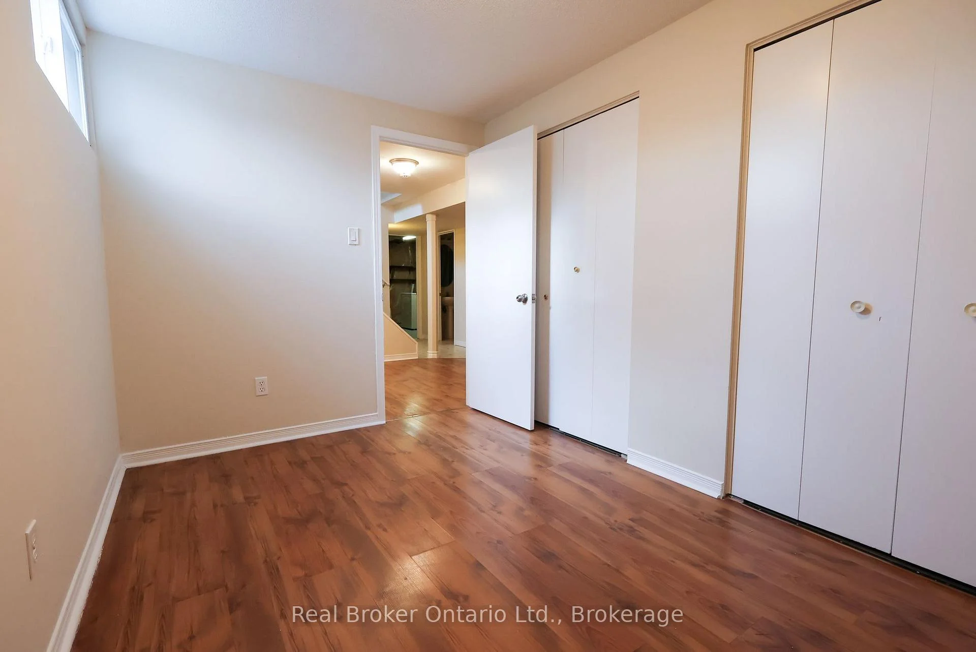 Photo 41 of 342 Fleming Drive, London, East D — HOMEH