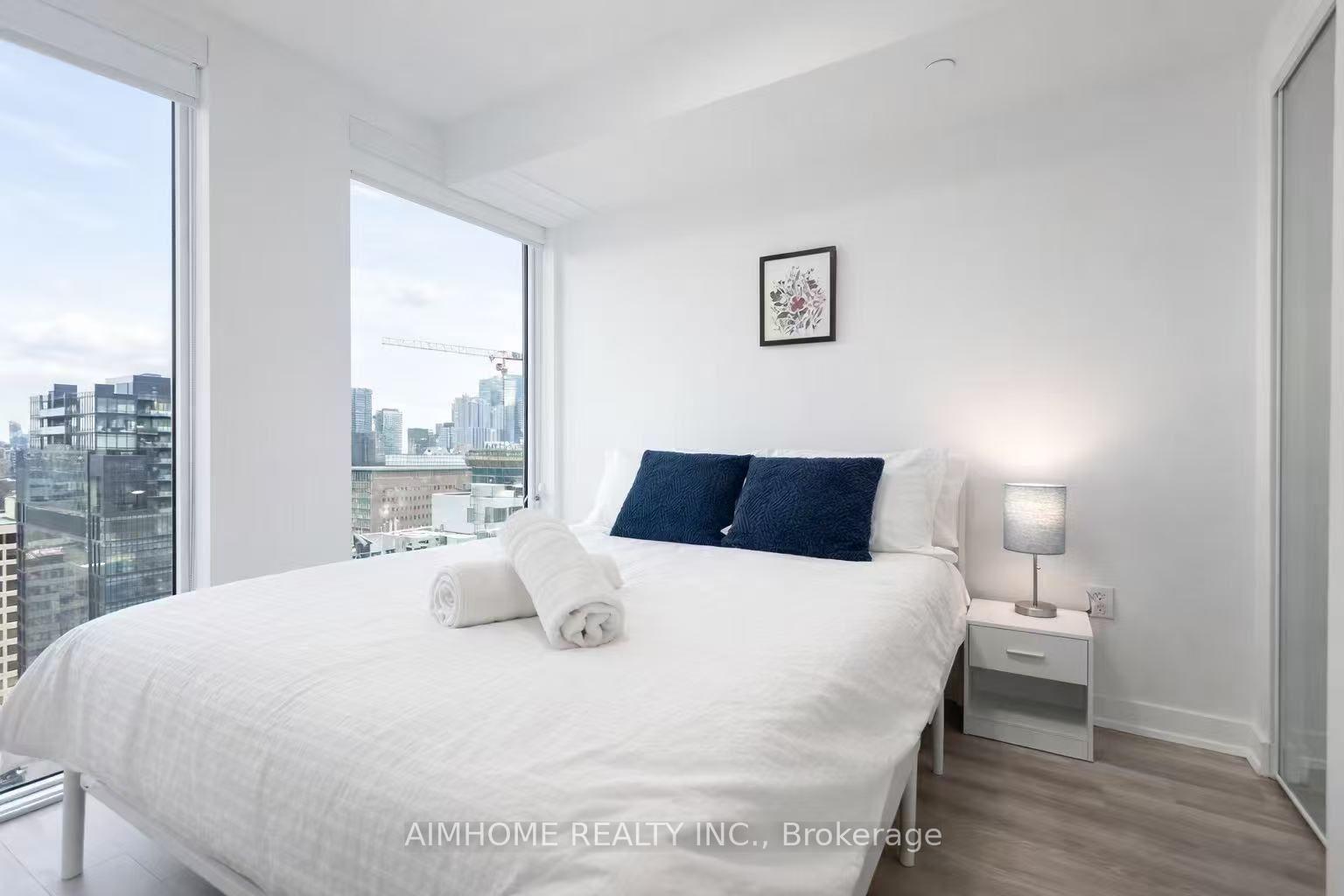 Photo 7 of Unit 2802, 238 Simcoe St Street, Toronto, Kensington-Chinatown — HOMEH