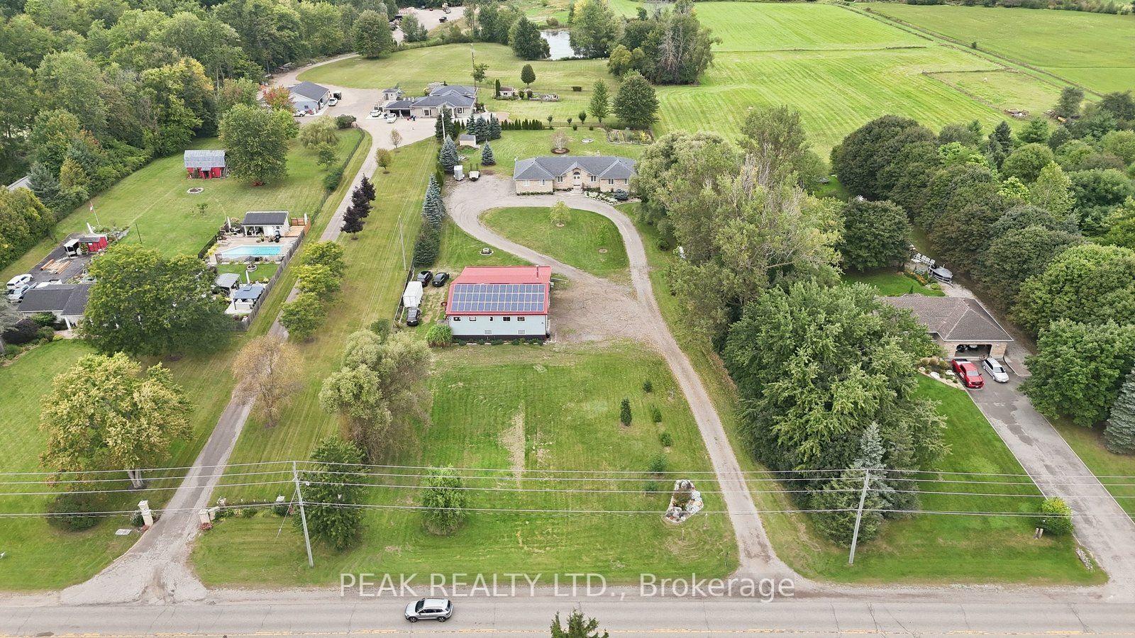 Photo 3 of 1304 Wrigley Road, North Dumfries, Ayr — HOMEH