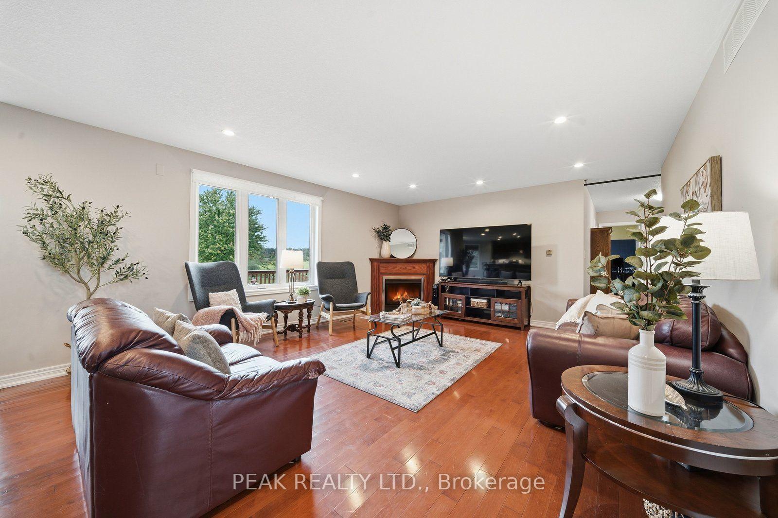Photo 11 of 1304 Wrigley Road, North Dumfries, Ayr — HOMEH