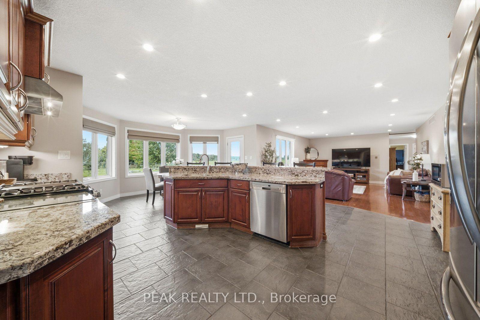 Photo 14 of 1304 Wrigley Road, North Dumfries, Ayr — HOMEH
