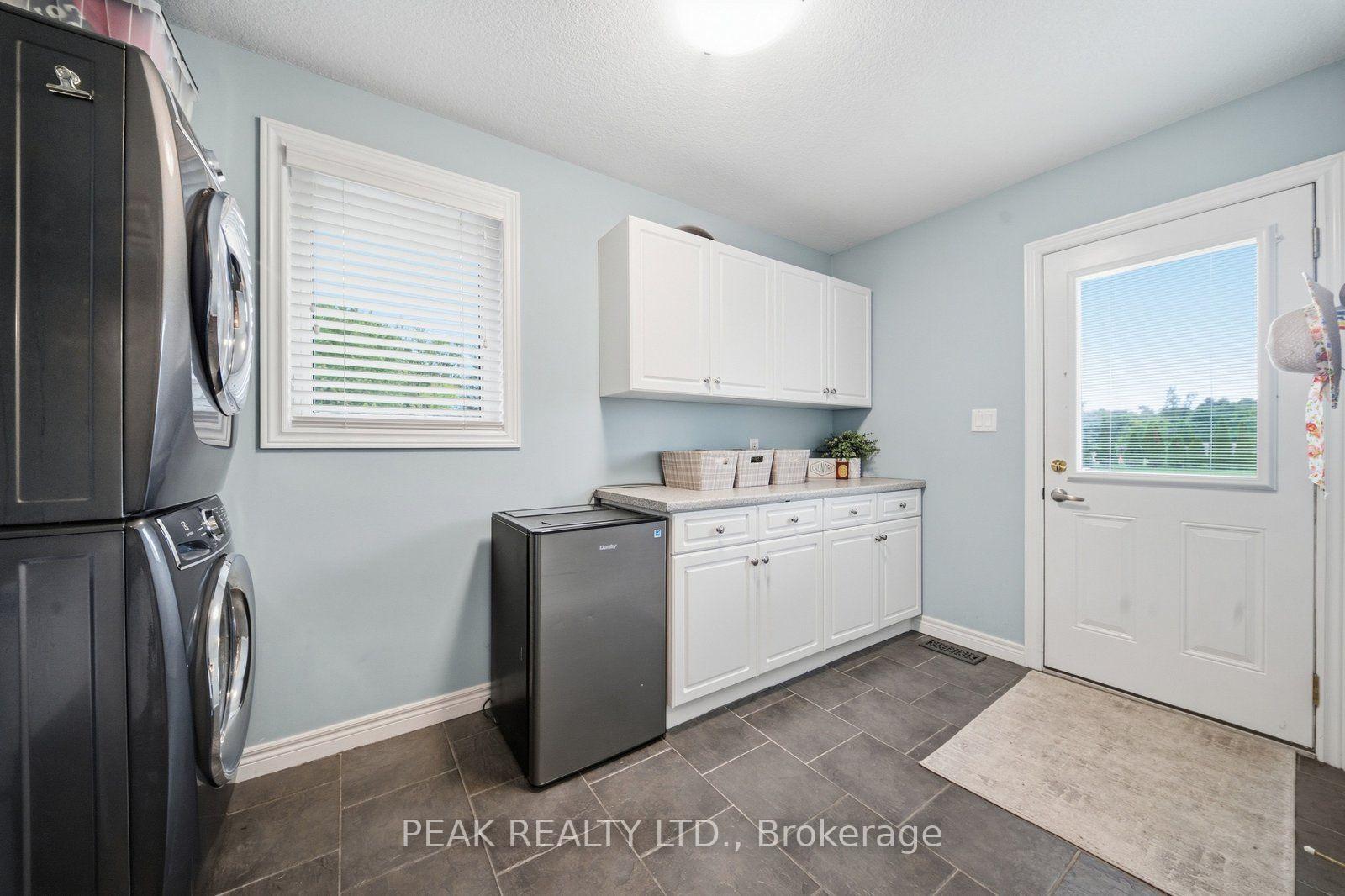 Photo 18 of 1304 Wrigley Road, North Dumfries, Ayr — HOMEH
