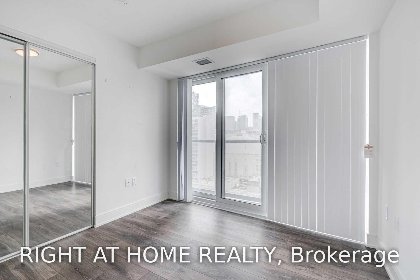 Photo 12 of Unit 1402, 89 Mcgill Street, Toronto, Church-Yonge Corridor — HOMEH