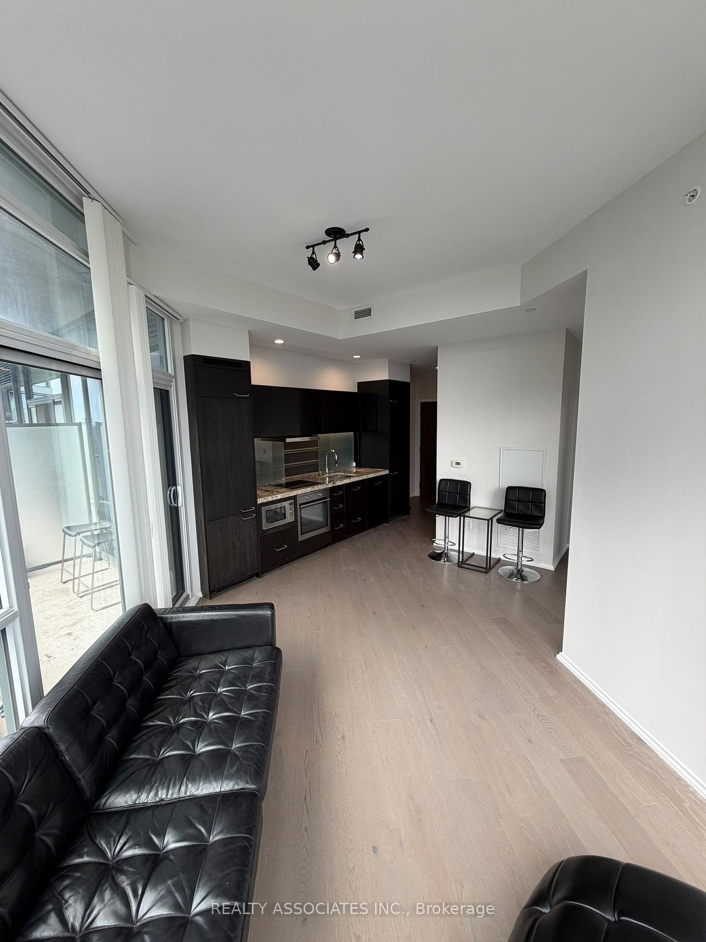 Photo 7 of Unit 5202, 45 Charles Street E, Toronto, Church-Yonge Corridor — HOMEH