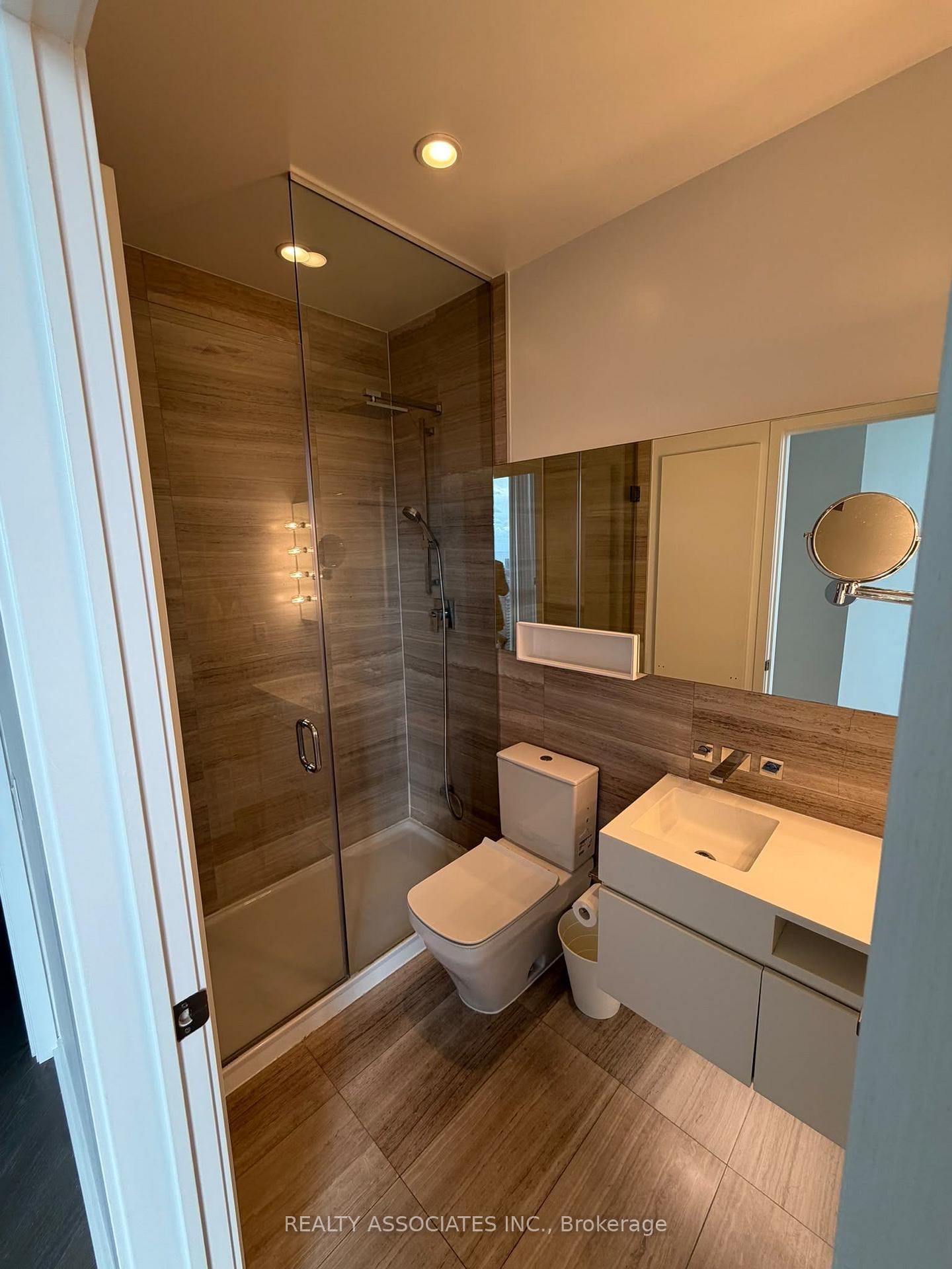 Photo 10 of Unit 5202, 45 Charles Street E, Toronto, Church-Yonge Corridor — HOMEH