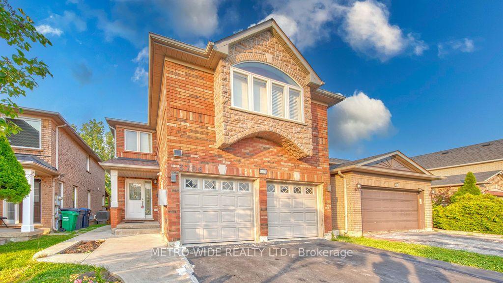 Photo 1 of 3706 Forest Bluff Crescent, Mississauga, Lisgar — HOMEH