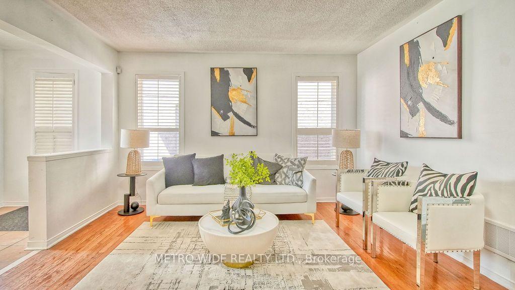 Photo 5 of 3706 Forest Bluff Crescent, Mississauga, Lisgar — HOMEH