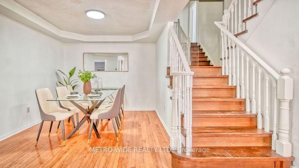 Photo 7 of 3706 Forest Bluff Crescent, Mississauga, Lisgar — HOMEH