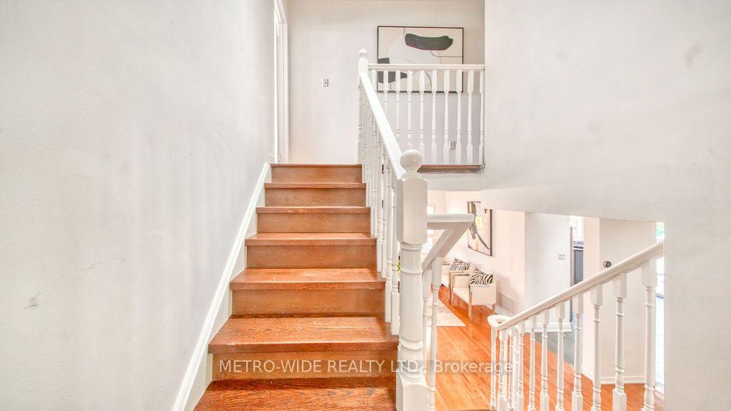 Photo 19 of 3706 Forest Bluff Crescent, Mississauga, Lisgar — HOMEH