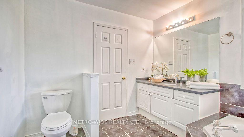 Photo 26 of 3706 Forest Bluff Crescent, Mississauga, Lisgar — HOMEH