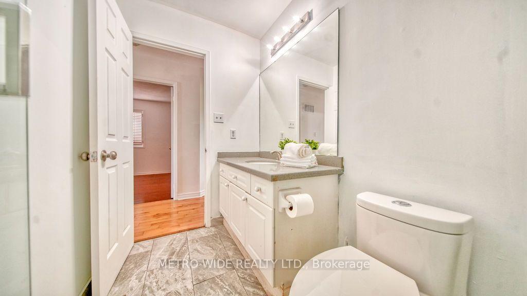 Photo 35 of 3706 Forest Bluff Crescent, Mississauga, Lisgar — HOMEH