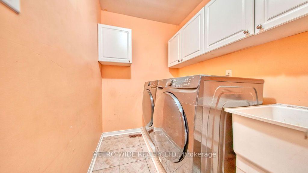 Photo 36 of 3706 Forest Bluff Crescent, Mississauga, Lisgar — HOMEH