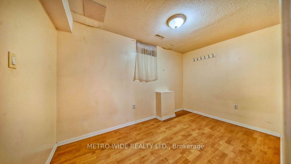Photo 42 of 3706 Forest Bluff Crescent, Mississauga, Lisgar — HOMEH