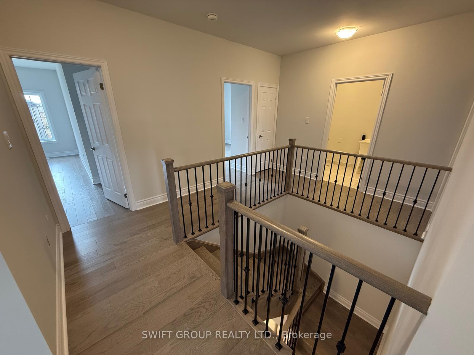 Photo 24 of 31 Keyworth Crescent, Brampton, Sandringham-Wellington North — HOMEH