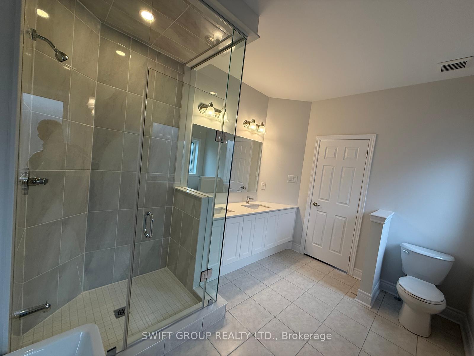 Photo 25 of 31 Keyworth Crescent, Brampton, Sandringham-Wellington North — HOMEH