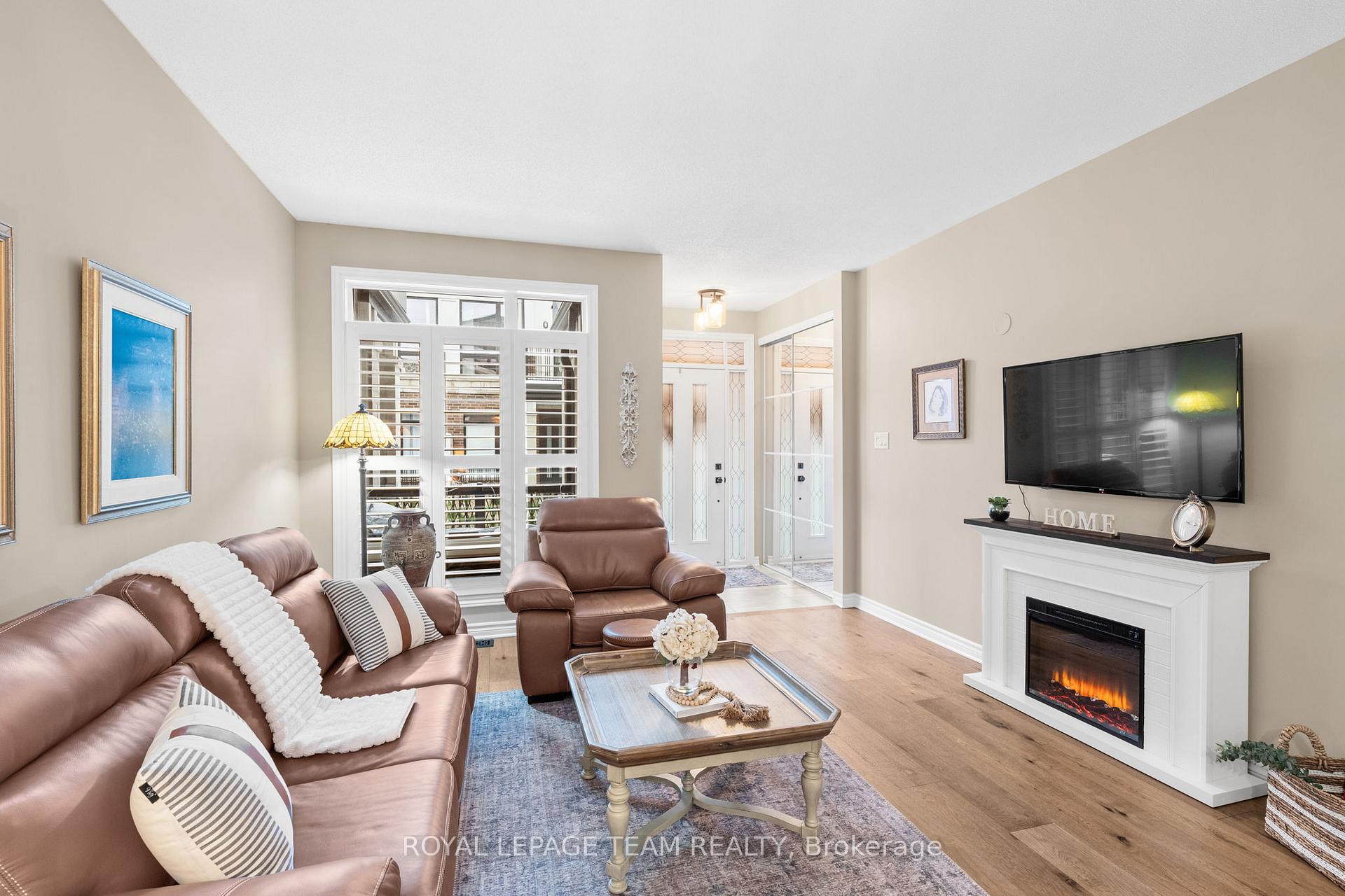 Photo 11 of 298 Pembina Private, Ottawa, Riverside South/Gloucester Glen — HOMEH