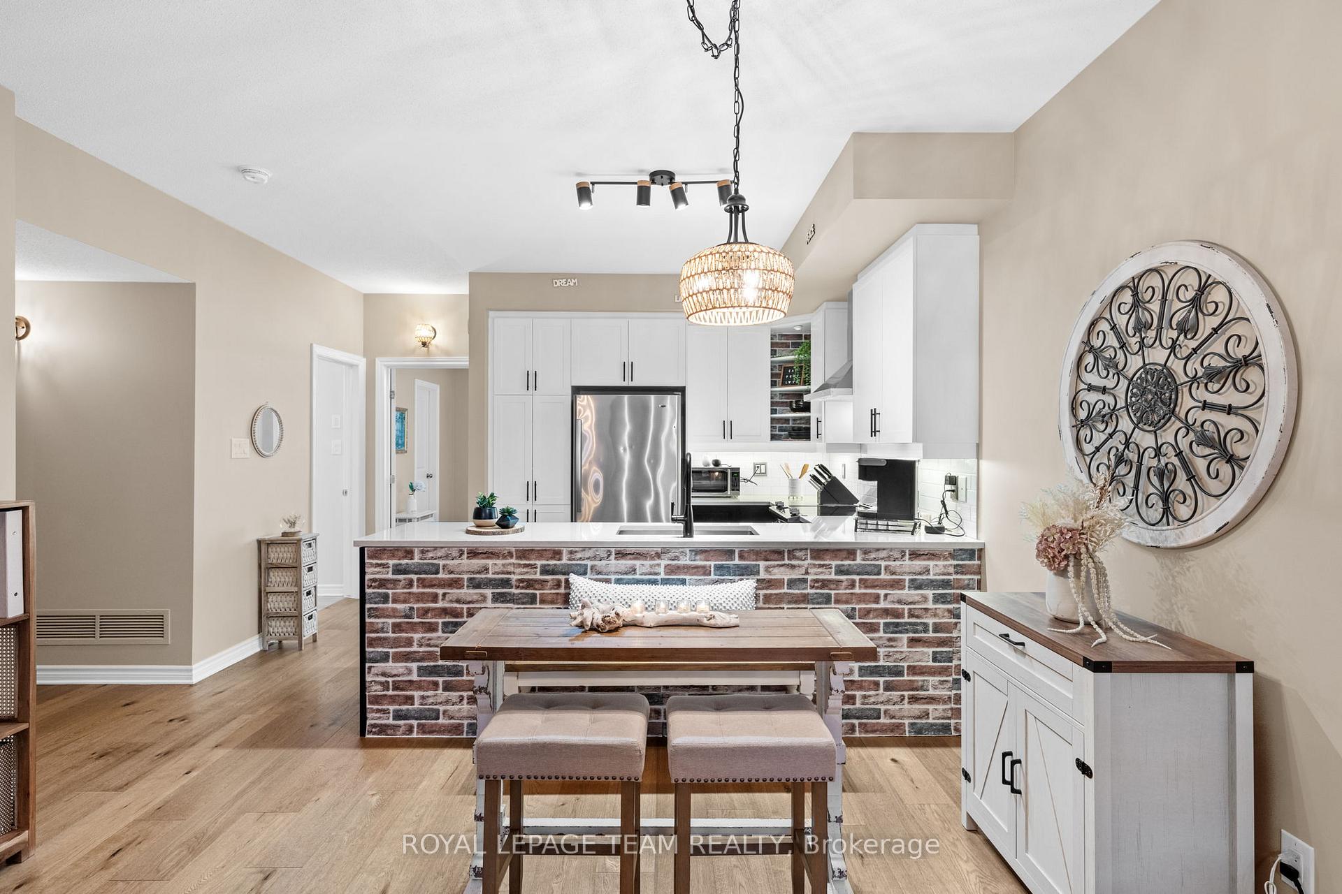 Photo 15 of 298 Pembina Private, Ottawa, Riverside South/Gloucester Glen — HOMEH