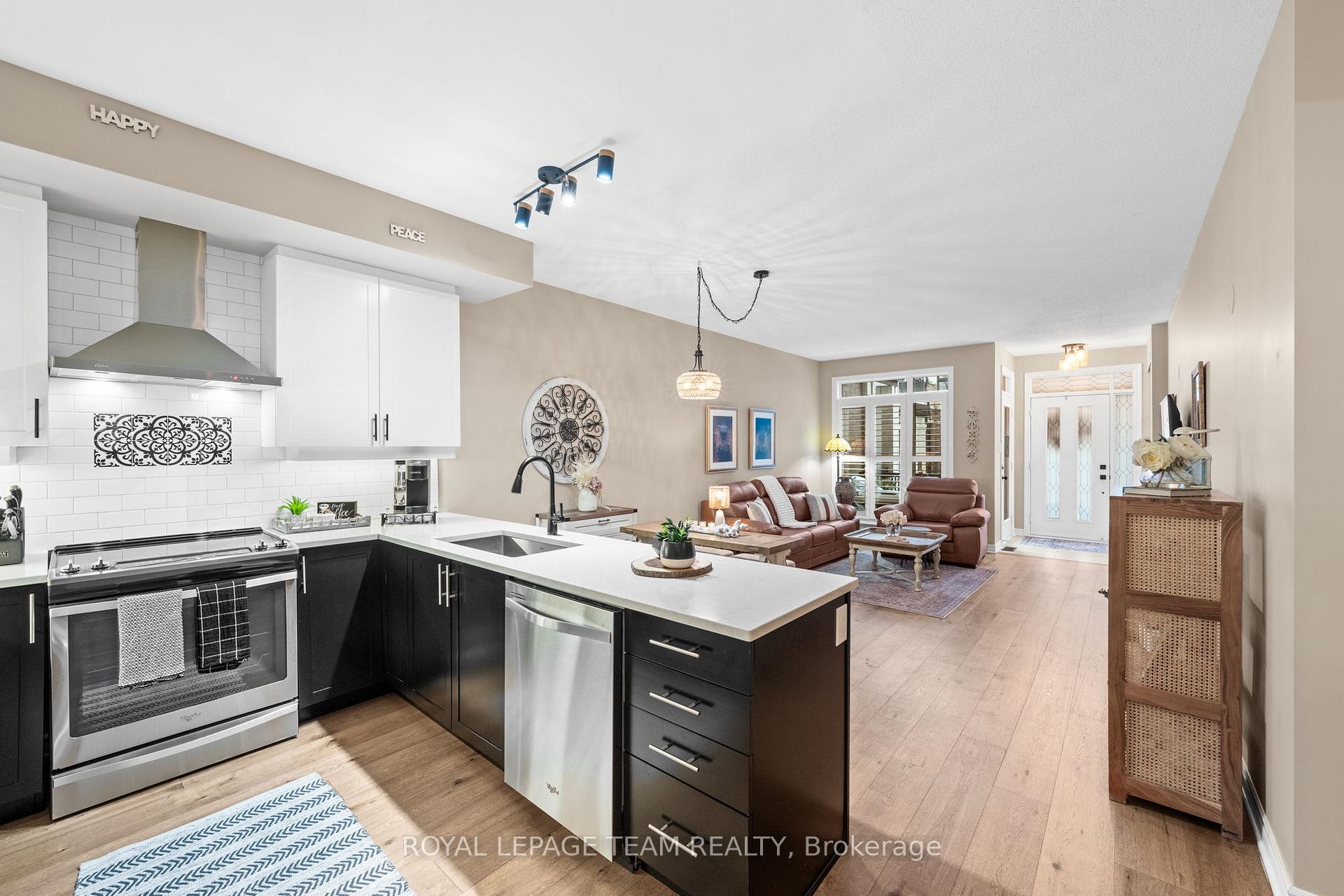 Photo 19 of 298 Pembina Private, Ottawa, Riverside South/Gloucester Glen — HOMEH