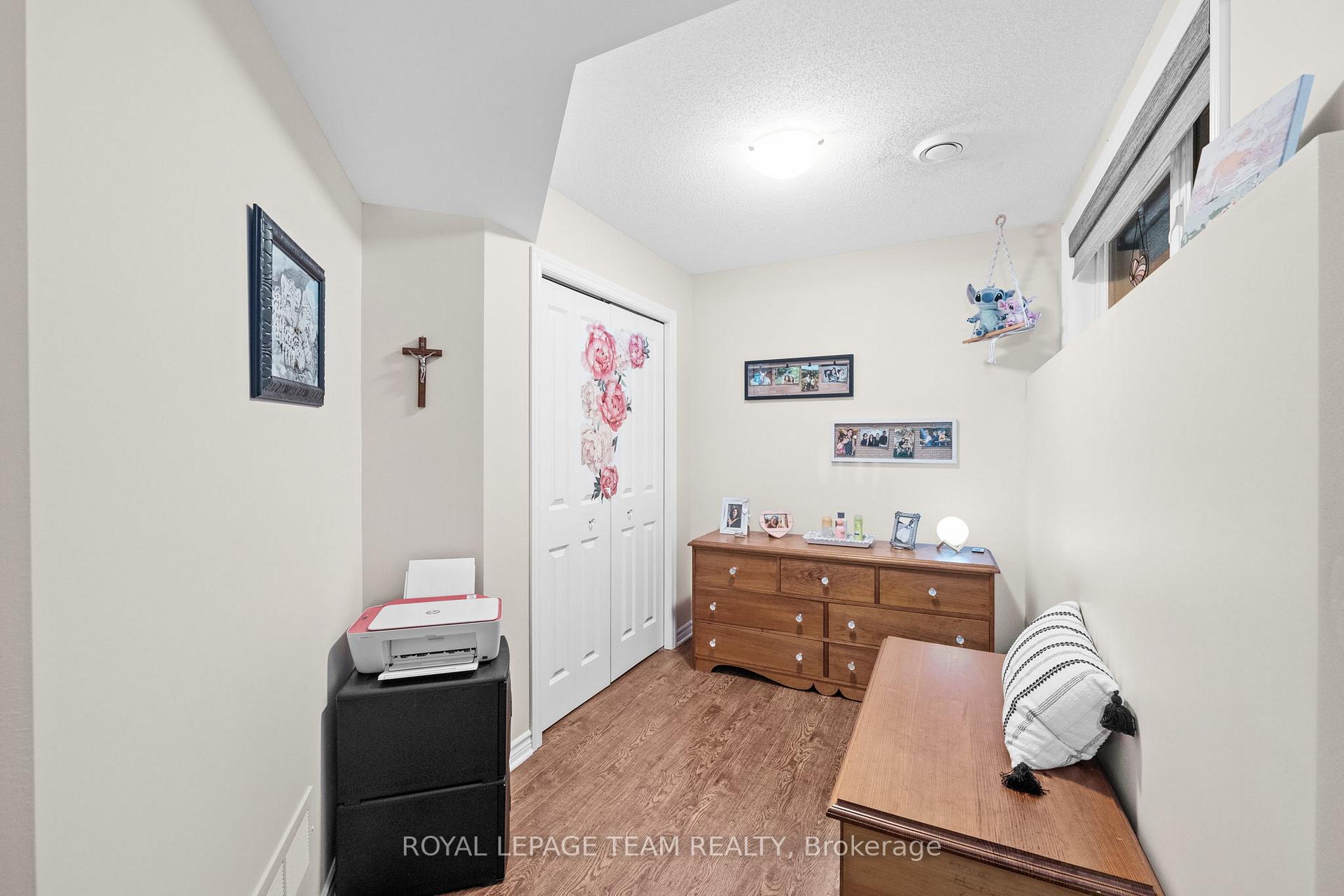 Photo 35 of 298 Pembina Private, Ottawa, Riverside South/Gloucester Glen — HOMEH