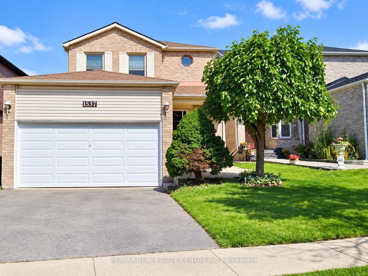 Photo 1 of 1537 Cuthbert Avenue, Mississauga, East Credit — HOMEH