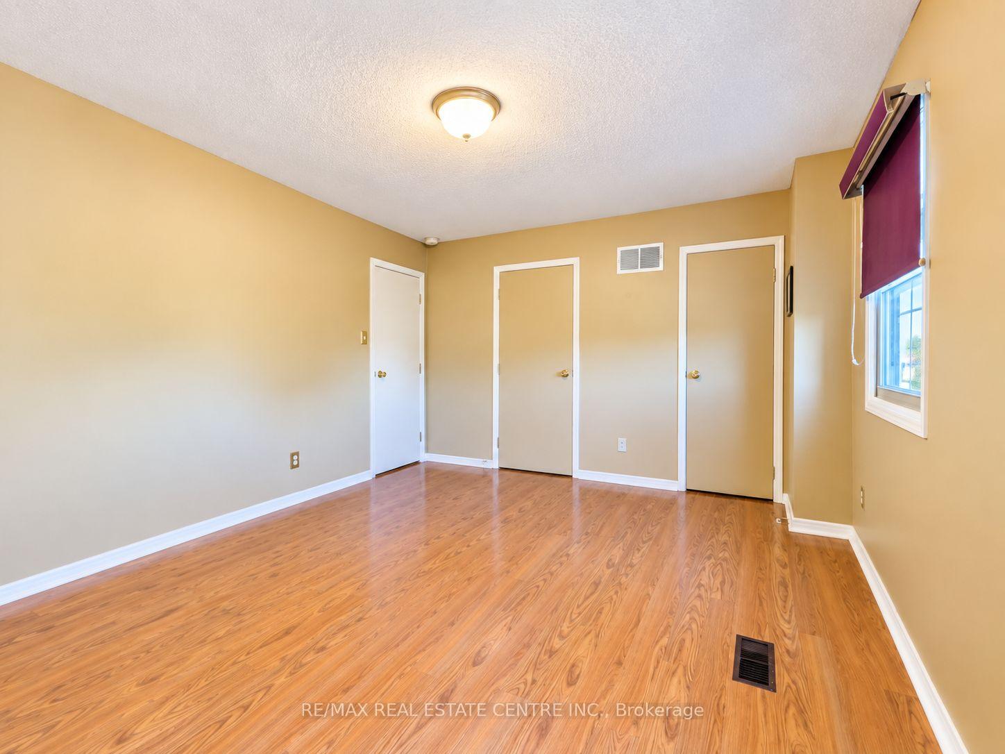 Photo 31 of 1537 Cuthbert Avenue, Mississauga, East Credit — HOMEH