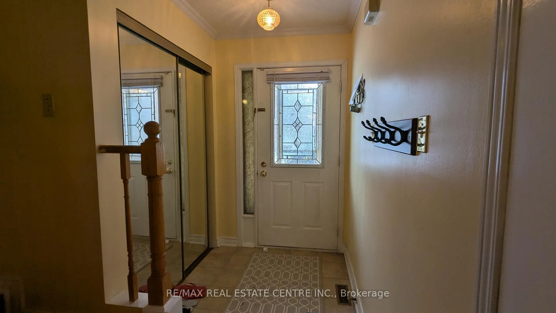 Photo 4 of 1537 Cuthbert Avenue, Mississauga, East Credit — HOMEH